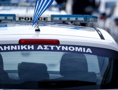 Βάρη: Aπόπειρα ληστείας με καλάσνικοφ σε χρηματαποστολή